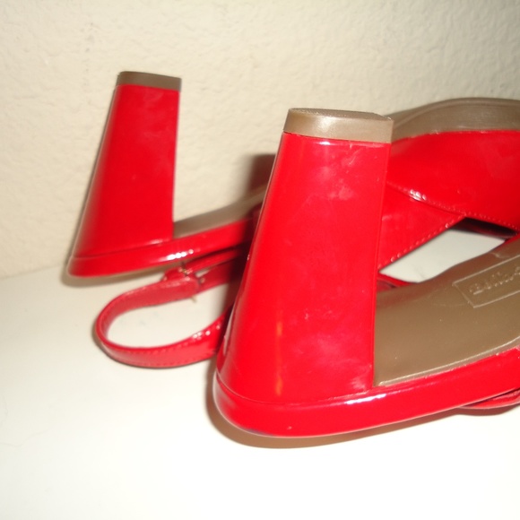 Bella-Vita Women's Varnishing Red Sandals Heel Size-8.5 - Picture 10 of 12
